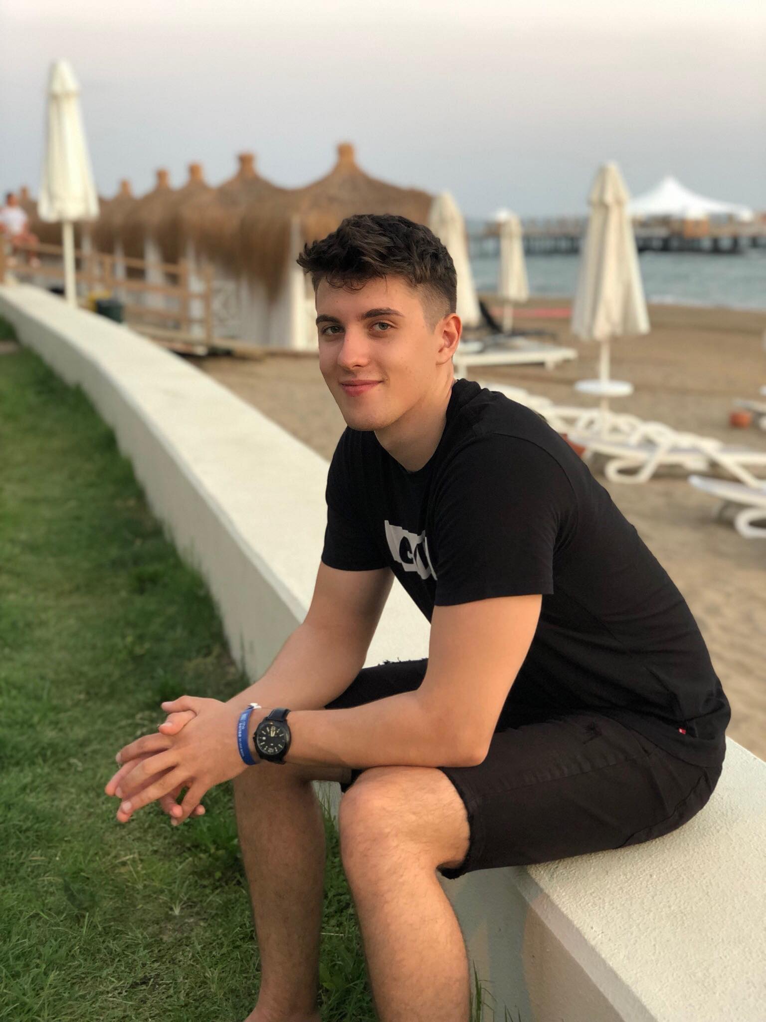 Dietetyk online. Jakub Adamczewski dietetyk. Jakub Adamczewski dietetyk opinie